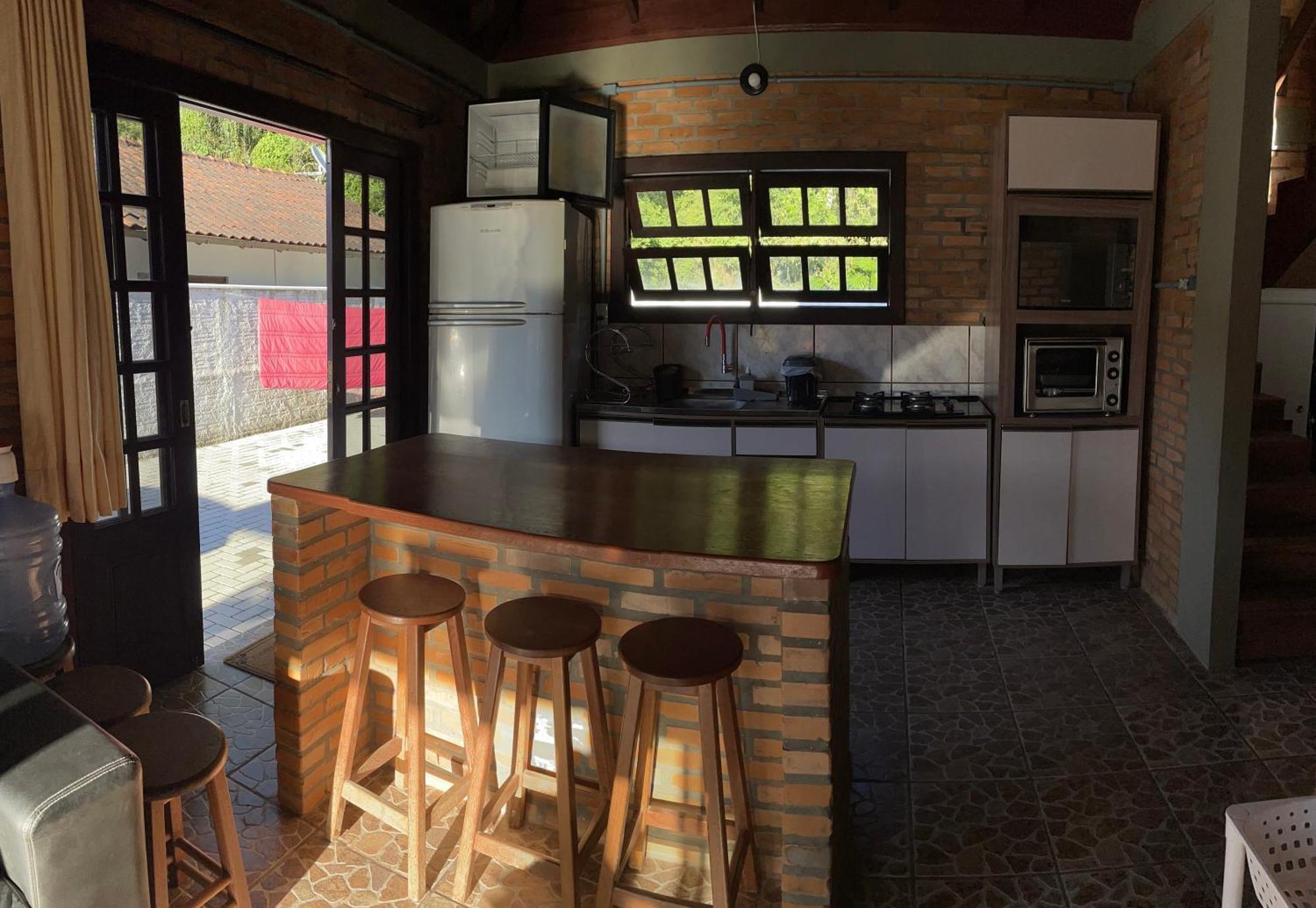 Casa Tijolinho A Vista - 150 Mt Praia Governador Celso Ramos Ngoại thất bức ảnh